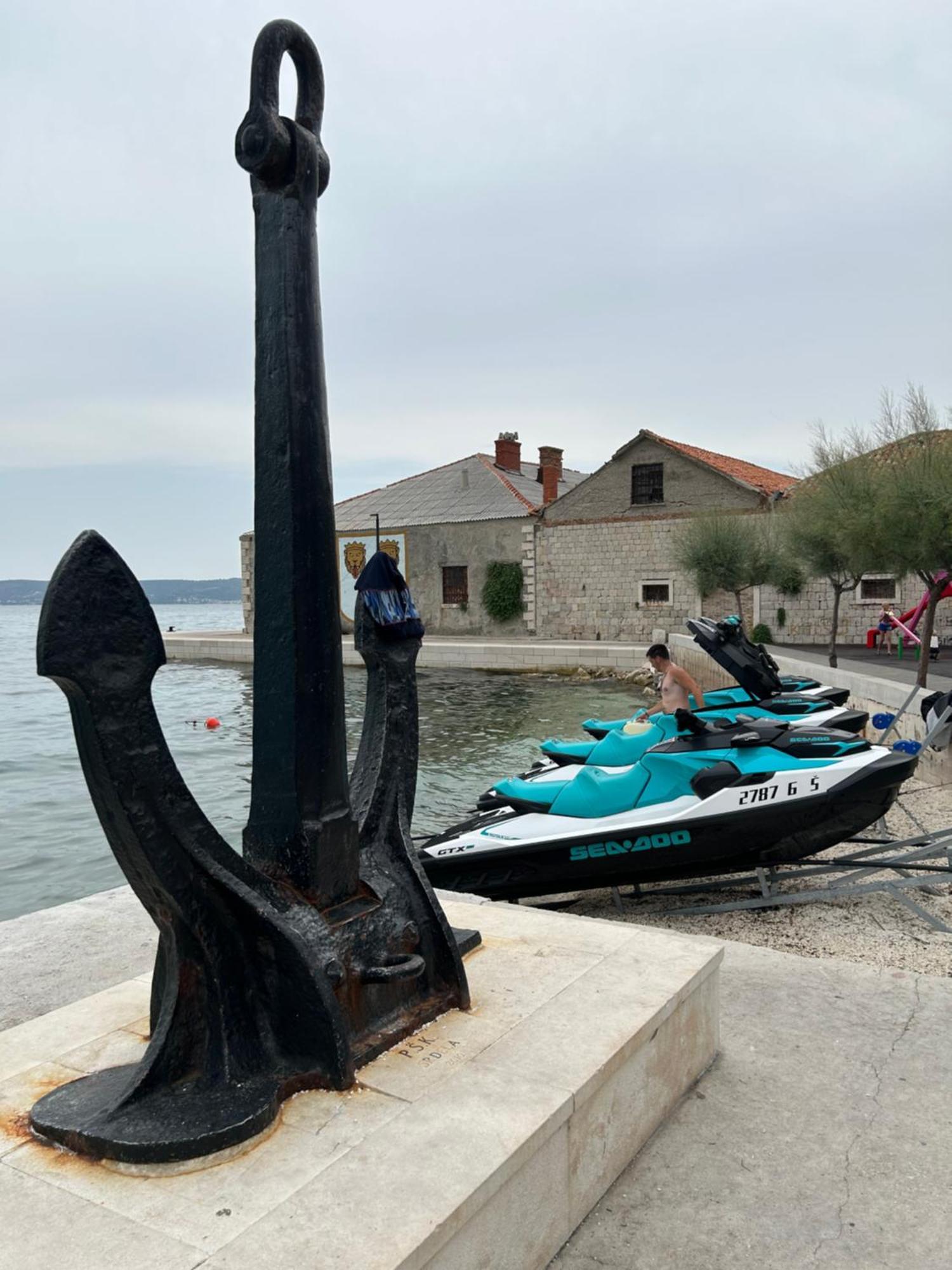 Portside Apartment Kastela Dış mekan fotoğraf